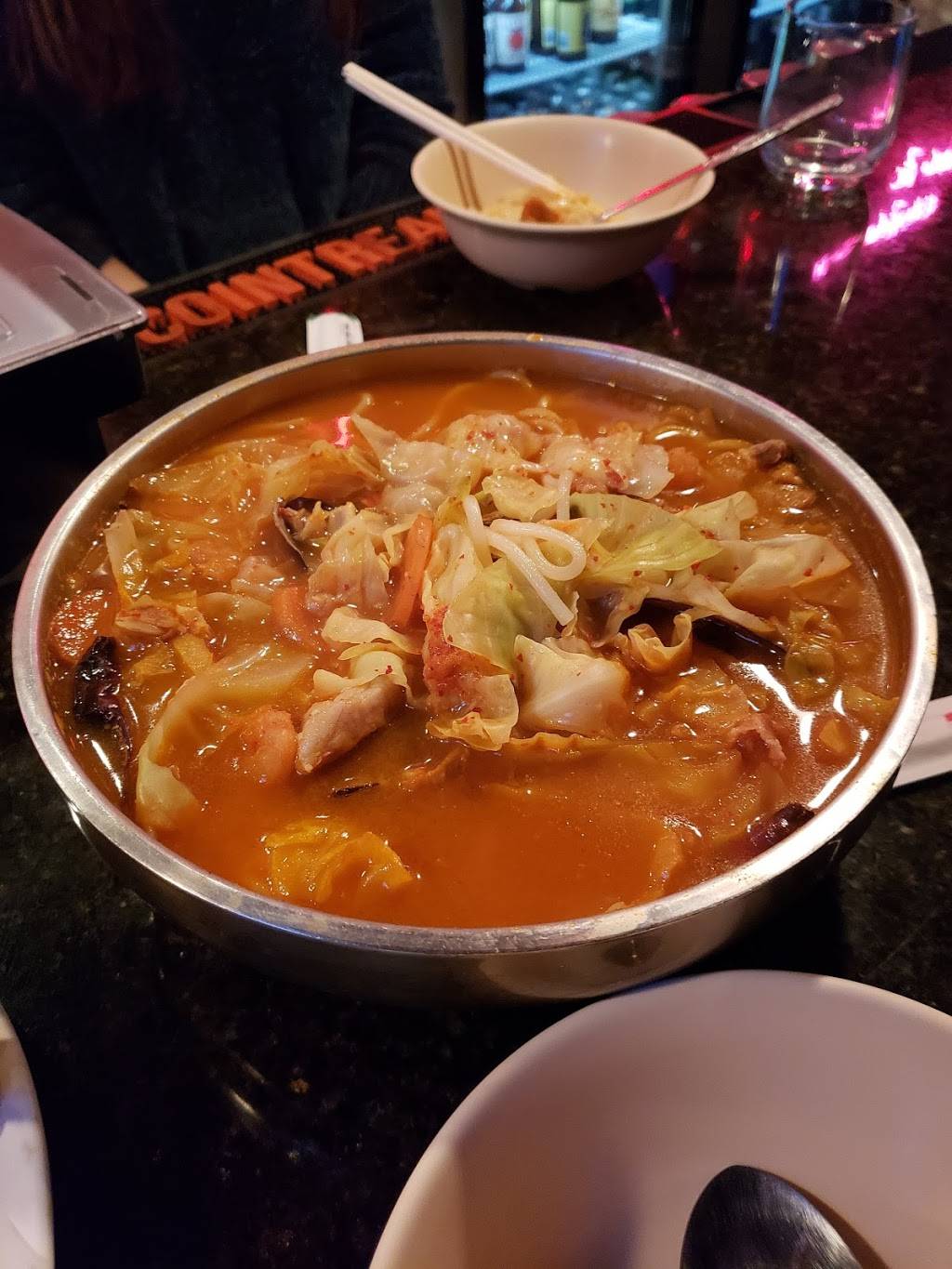 Yeowoosai | restaurant | 6248 N California Ave, Chicago, IL 60659, USA | 7734657660 OR +1 773-465-7660