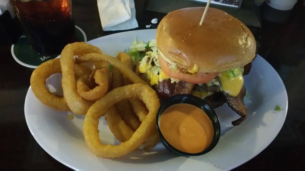 Beef O Bradys | restaurant | 2301 FL-524, Cocoa, FL 32926, USA | 3216371133 OR +1 321-637-1133