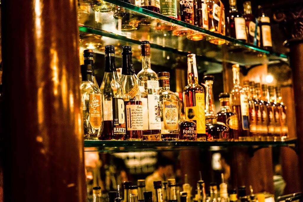 Mahogany Bar Hattiesburg | restaurant | 3810 Hardy St, Hattiesburg, MS 39402, USA | 6012640656 OR +1 601-264-0656