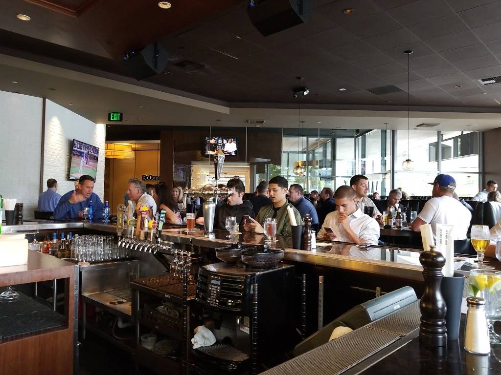 JOEY Bellevue | restaurant | 800 Bellevue Way NE Suite #118, Bellevue, WA 98004, USA | 4256371177 OR +1 425-637-1177