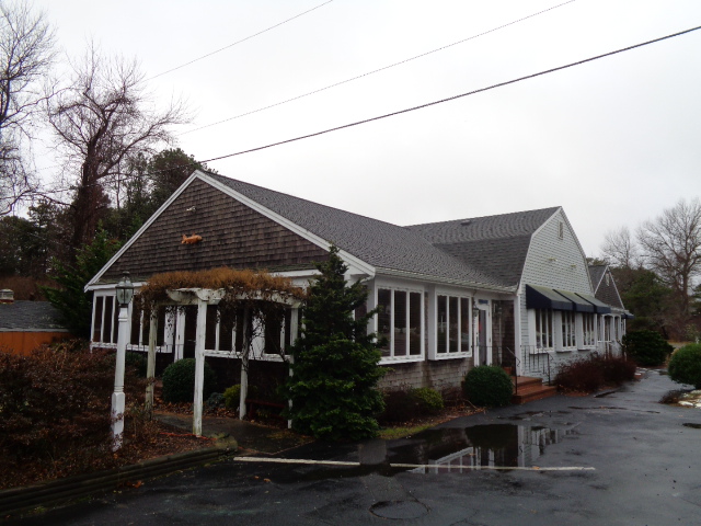 Longshore Restaurant | restaurant | 1077 Main St, Chatham, MA 02633, USA | 5089451700 OR +1 508-945-1700