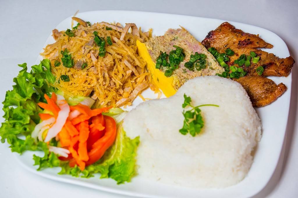 I Luv Pho Noodle Soup & Grills | restaurant | 7929 Forest Ln, Dallas, TX 75230, USA | 9724006324 OR +1 972-400-6324