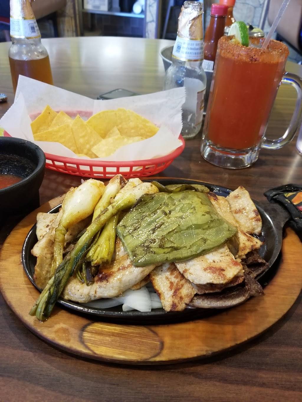 Taqueria El Maguey | restaurant | 5629 West 38th Street, Indianapolis, IN 46224, USA | 3172808650 OR +1 317-280-8650