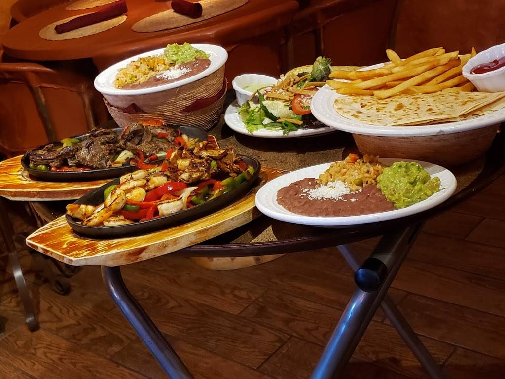 Hacienda De Vega | restaurant | 162 S Rancho Santa Fe Rd, Encinitas, CA 92024, USA | 7607389804 OR +1 760-738-9804