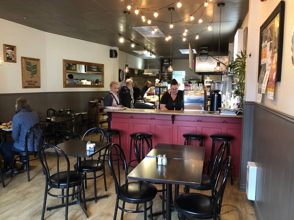 Le 4 Café | cafe | 87 Rue Saint-Jacques, Saint-Jacques, QC J0K 2R0, Canada | 4503972233 OR +1 450-397-2233