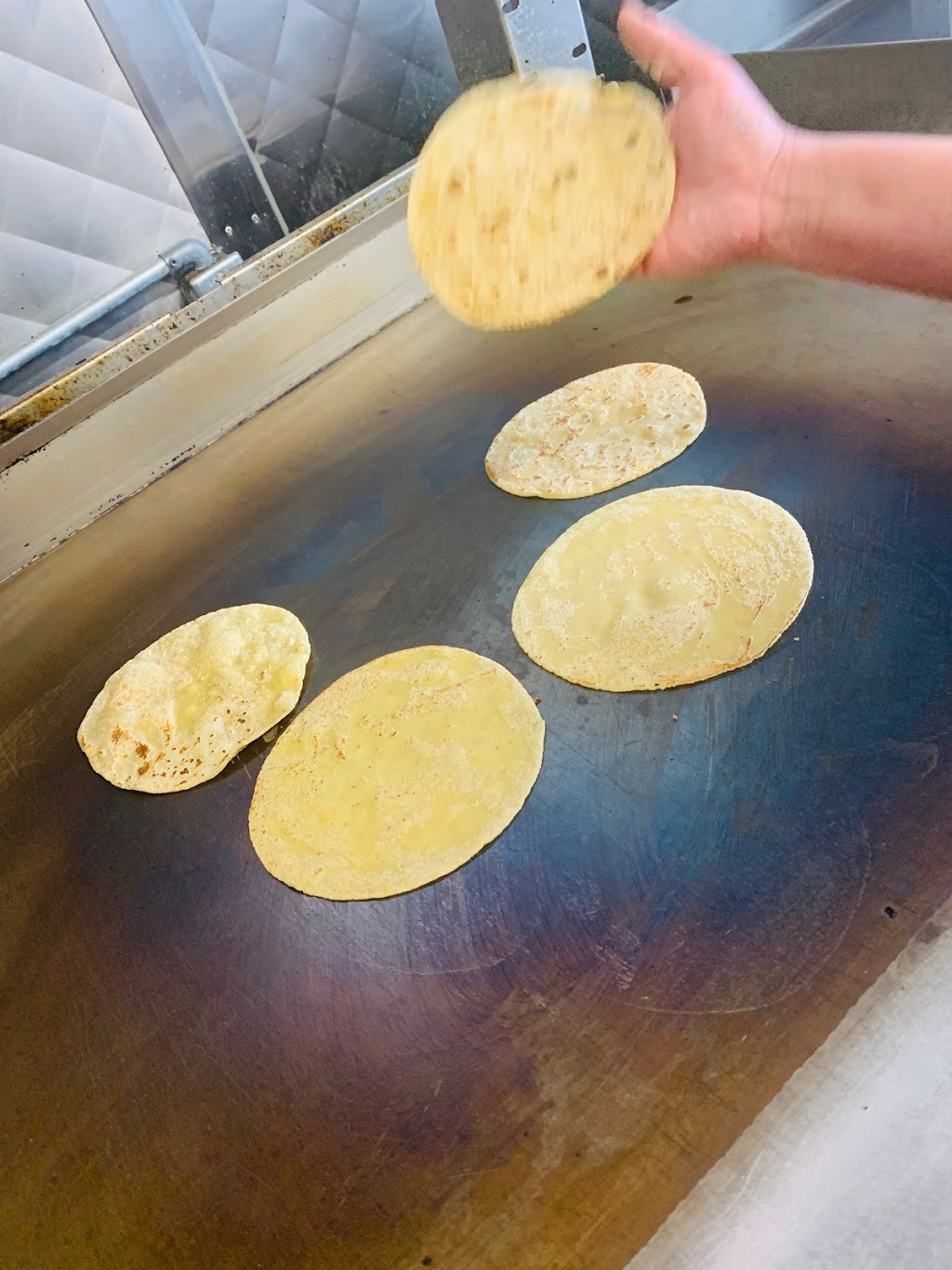 Taqueria Doña Flor | restaurant | 203 154th Pl, Calumet City, IL 60409, USA | 7089408031 OR +1 708-940-8031