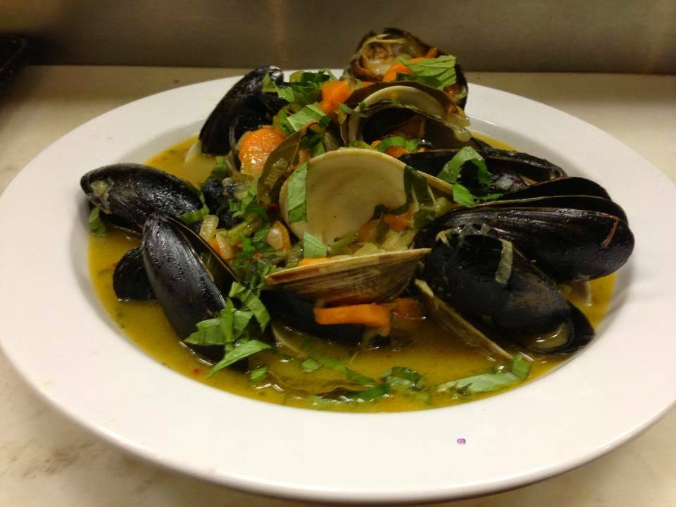 Frantonis Pizzeria & Ristorante | restaurant | 1928 Hempstead Turnpike, East Meadow, NY 11554, USA | 5167947878 OR +1 516-794-7878