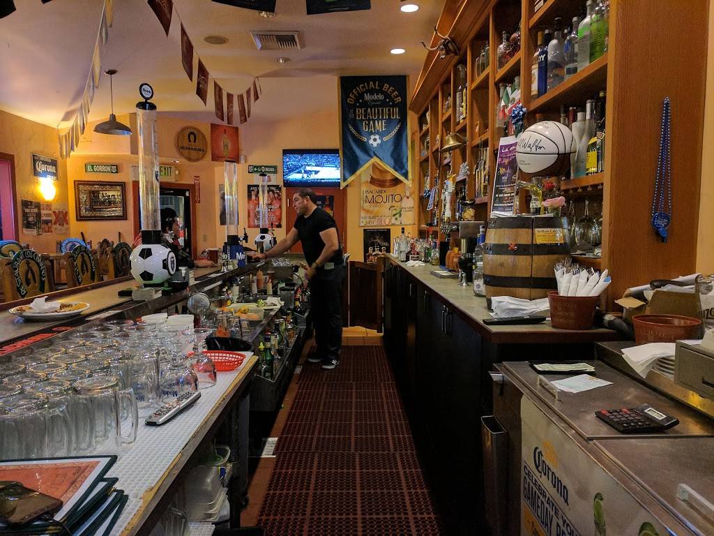 La Espuela | restaurant | 89 W El Camino Real, Mountain View, CA 94040, USA | 6506258374 OR +1 650-625-8374