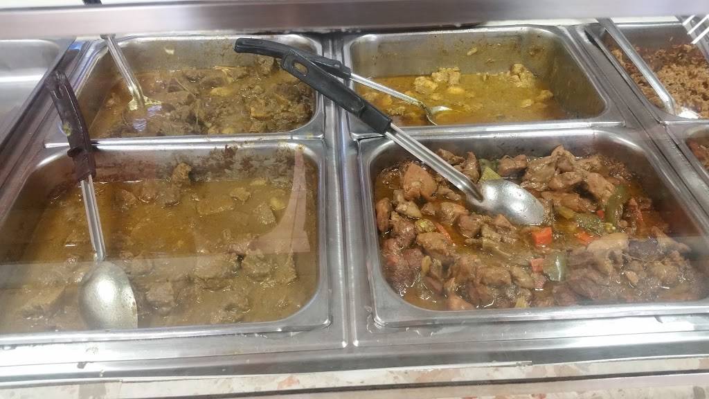 Alis Roti Restaurant | restaurant | 1035 Tremont St, Boston, MA 02120, USA | 6174271079 OR +1 617-427-1079