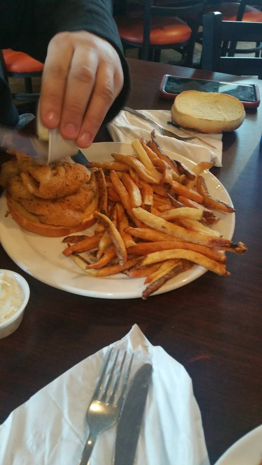 Chapz Bar & Grill | restaurant | 42478 National Rd, Belmont, OH 43718, USA | 7407820069 OR +1 740-782-0069