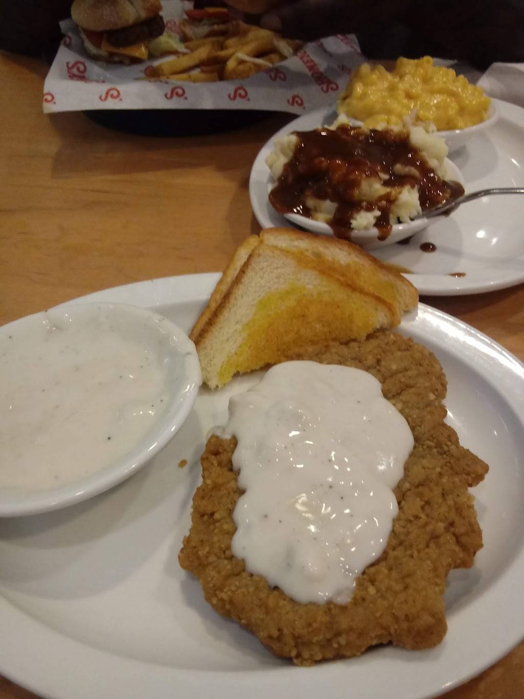 Shoneys Memphis | restaurant | 3081 Covington Pike, Memphis, TN 38128, USA | 9013822220 OR +1 901-382-2220