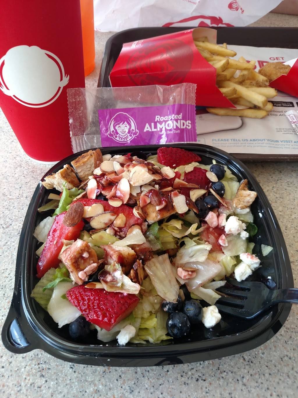 Wendys | restaurant | 1600 E College Ave, Normal, IL 61761, USA | 3094520200 OR +1 309-452-0200