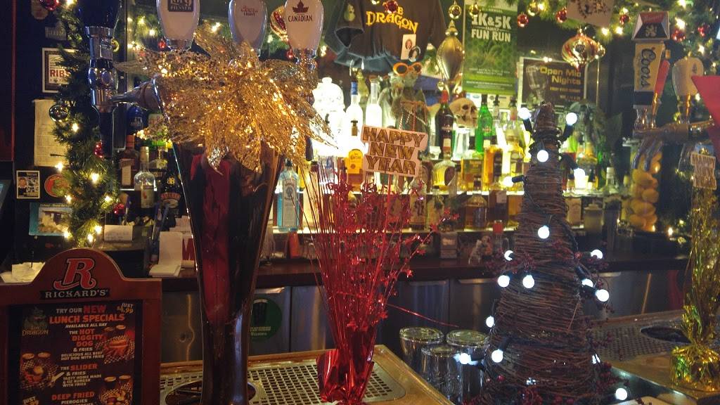 The Green Dragon Pub | restaurant | 1032 Kingston Rd, Toronto, ON M4E 1T5, Canada | 4166901782 OR +1 416-690-1782