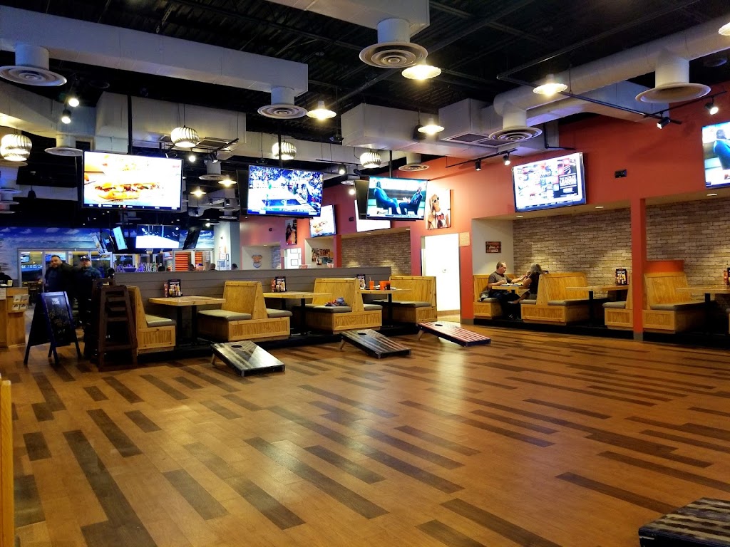 Hooters | restaurant | 1519 S, Yuma Palms Pkwy, Yuma, AZ 85365, USA | 9282171040 OR +1 928-217-1040