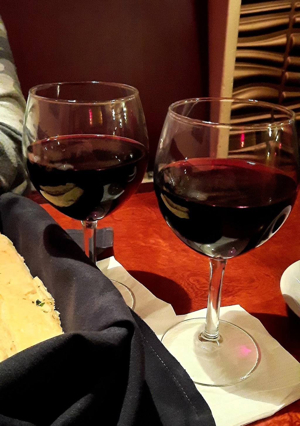 Marios Italian Restaurant | restaurant | 350 London Bridge Rd, Lake Havasu City, AZ 86403, USA | 9288543223 OR +1 928-854-3223