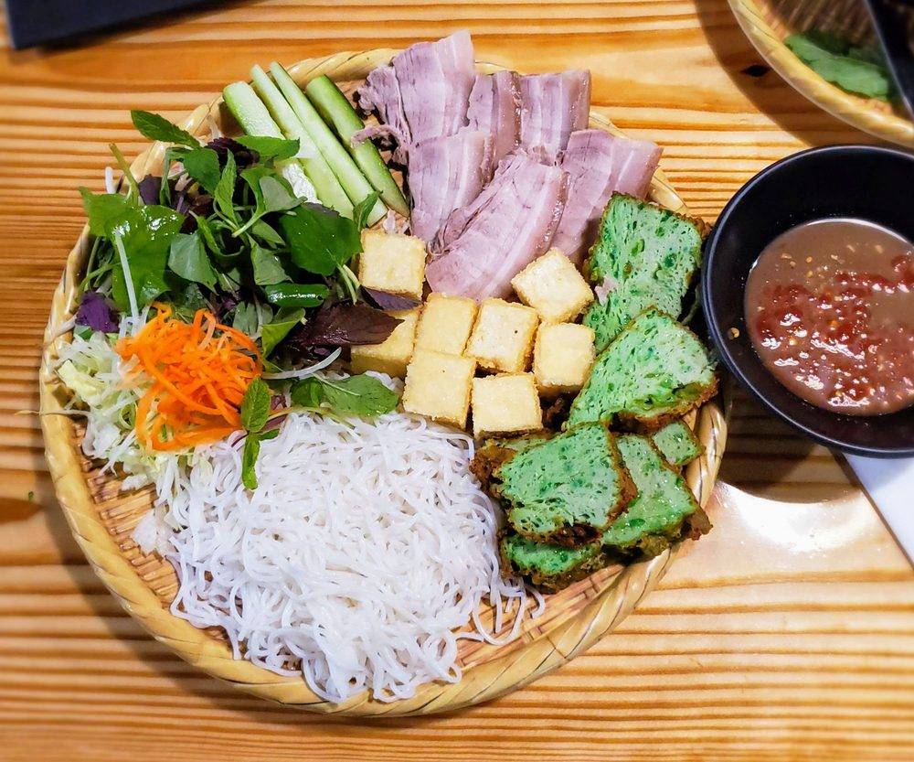 Pho Corner | restaurant | 2069 N Central Expy Suite 100, Richardson, TX 75080, USA | 9726855092 OR +1 972-685-5092