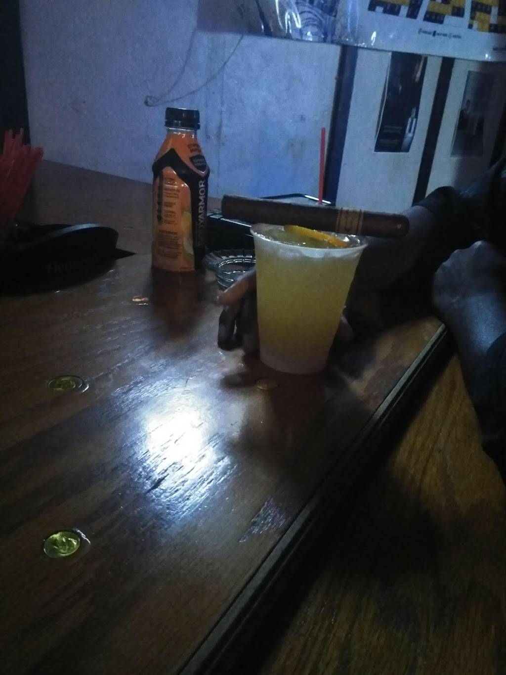 The Gramu Lounge | restaurant | 11752 Frankstown Rd, Penn Hills, PA 15235, USA | 4122410322 OR +1 412-241-0322