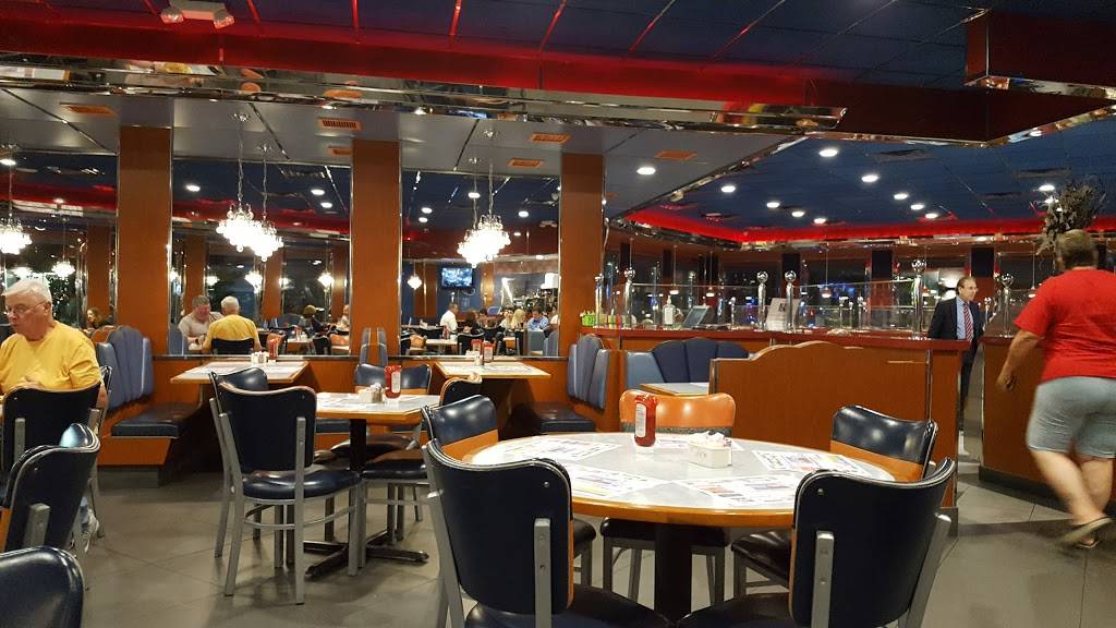 Crystal Diner | restaurant | 2 NJ-37, Toms River, NJ 08753, USA | 7322446262 OR +1 732-244-6262