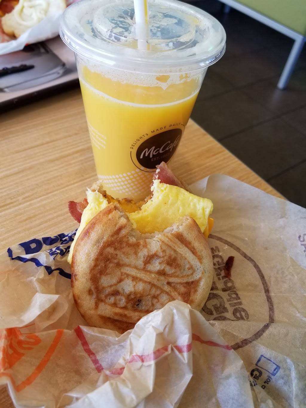 McDonalds | cafe | 1250 S Country Club Dr, Mesa, AZ 85210, USA | 4808356054 OR +1 480-835-6054