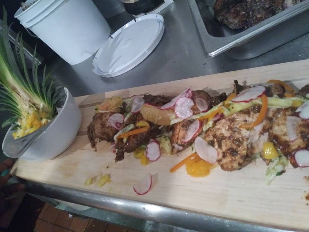 Subway | restaurant | 18288 Grand River Ave, Detroit, MI 48223, USA | 3138354669 OR +1 313-835-4669