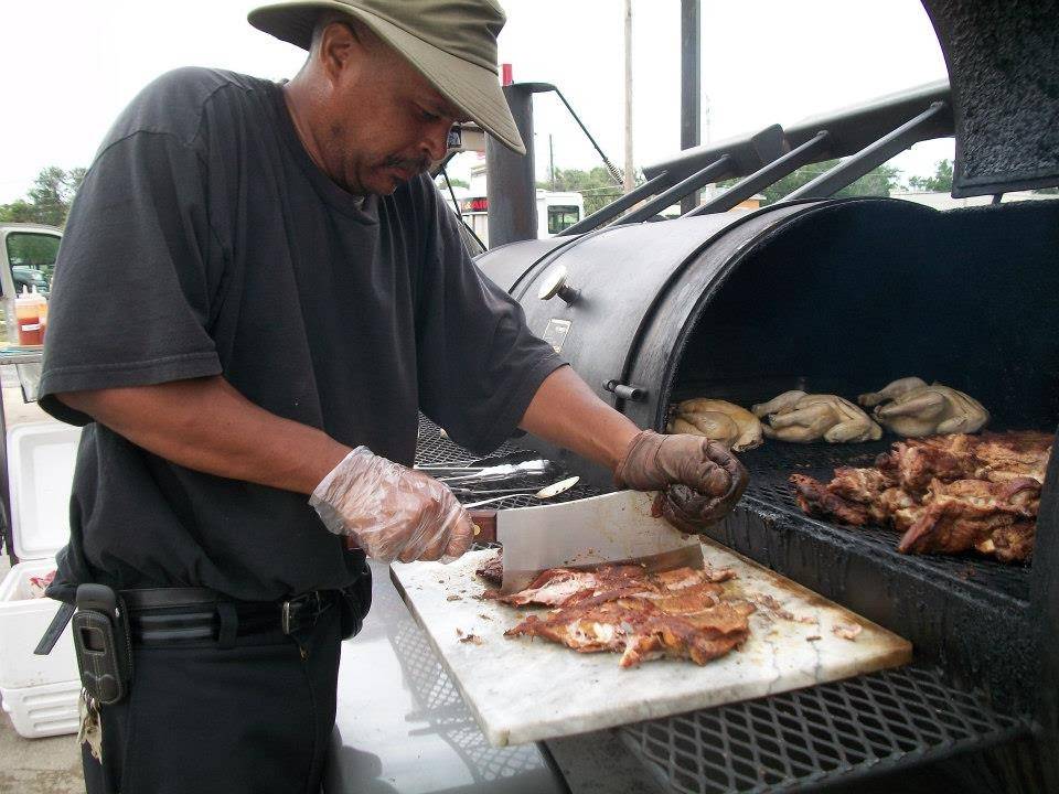 Jesse James Southern Smoke BBQ | restaurant | 3550 FL-46, Sanford, FL 32771, USA | 3868483381 OR +1 386-848-3381