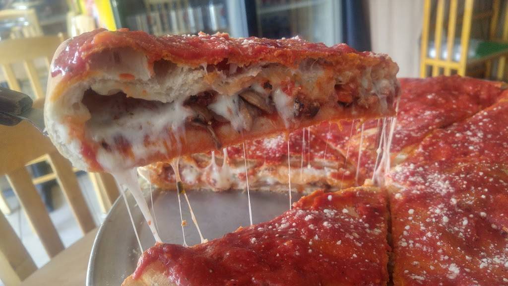 Klasiana Pizza | restaurant | 1130, 5487 S 76th St, Greendale, WI 53129, USA | 4142066438 OR +1 414-206-6438