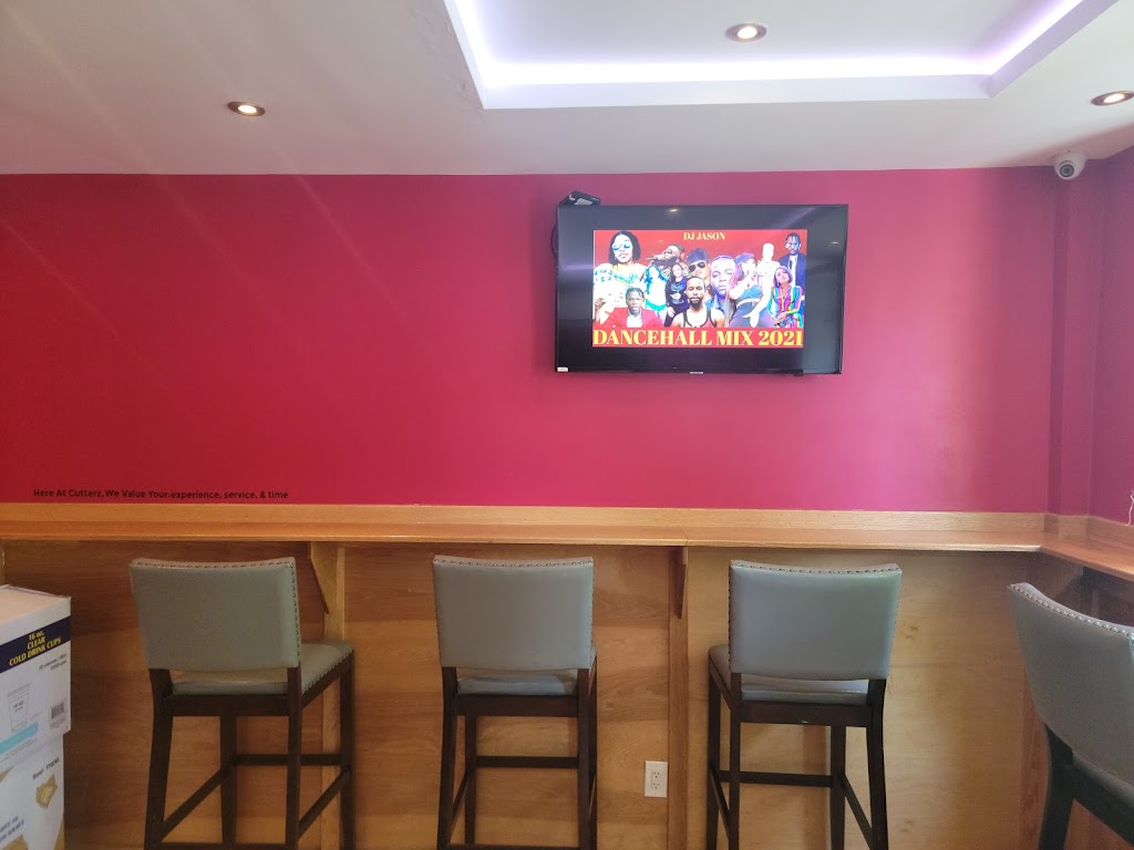 Cutterz Fish & Chipz | restaurant | 1610 Nostrand Avenue Entrance On, Tilden Ave, Brooklyn, NY 11226, USA | 7183605591 OR +1 718-360-5591