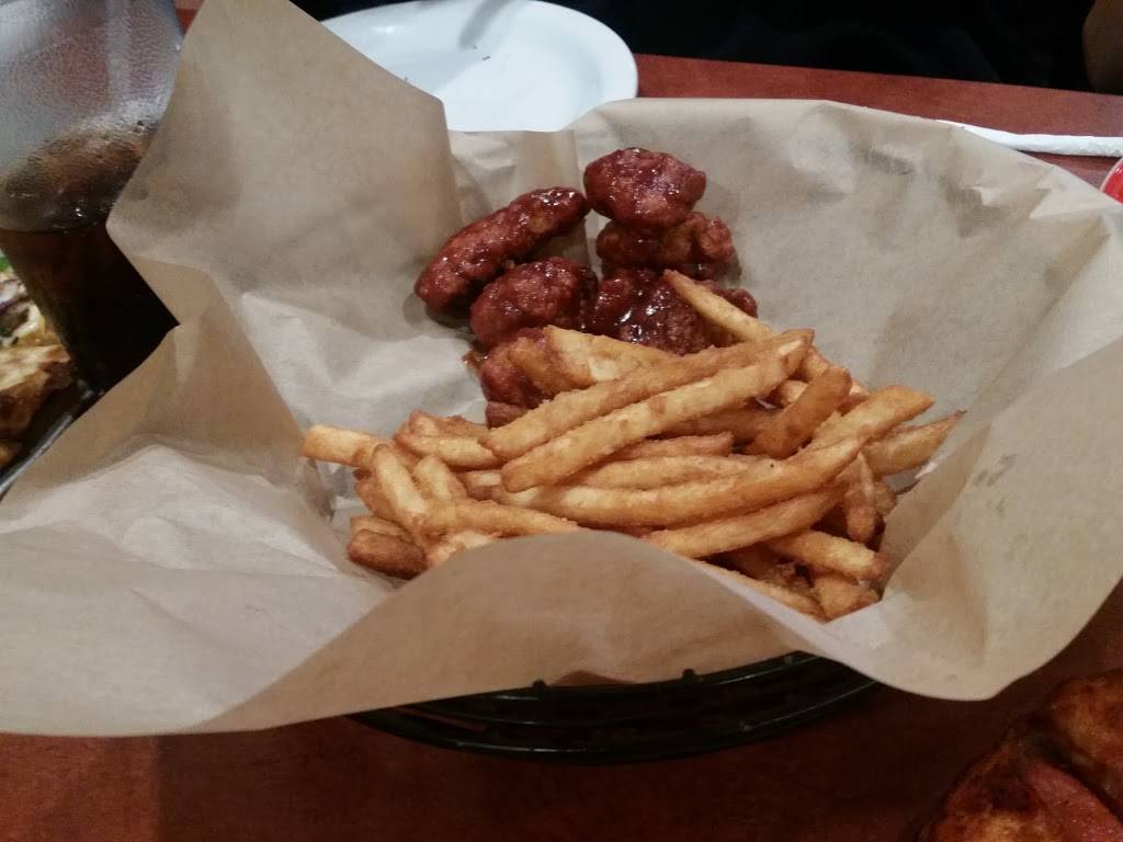 Round Table Clubhouse | meal delivery | 3045 Alamo Dr, Vacaville, CA 95687, USA | 7074461900 OR +1 707-446-1900