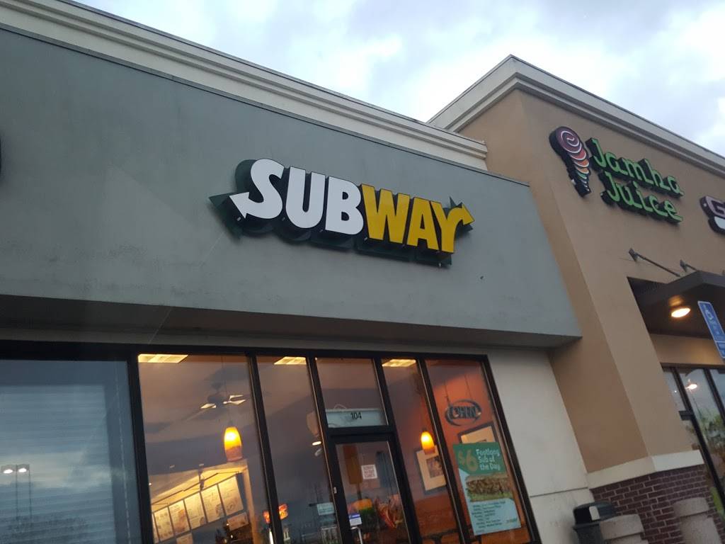 Subway Restaurants | restaurant | Gateway Towne Center, 200 Towne Center Dr #104, Compton, CA 90220, USA | 3108853200 OR +1 310-885-3200
