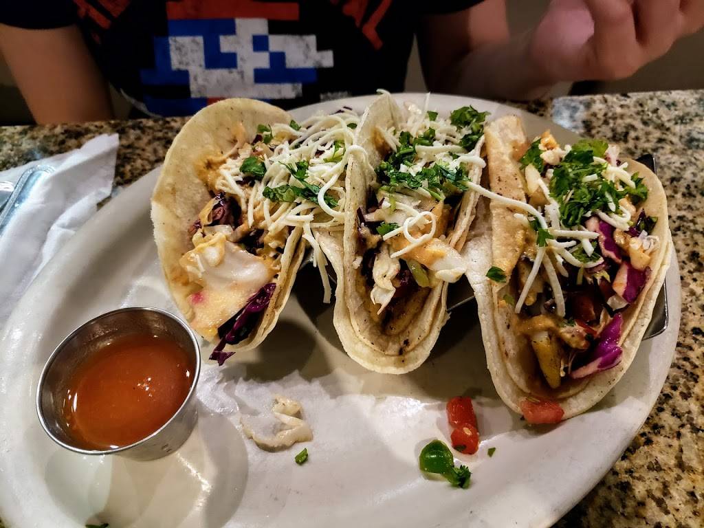 bellagreen | restaurant | 800B Town and Country Blvd, Houston, TX 77024, USA | 7134645557 OR +1 713-464-5557