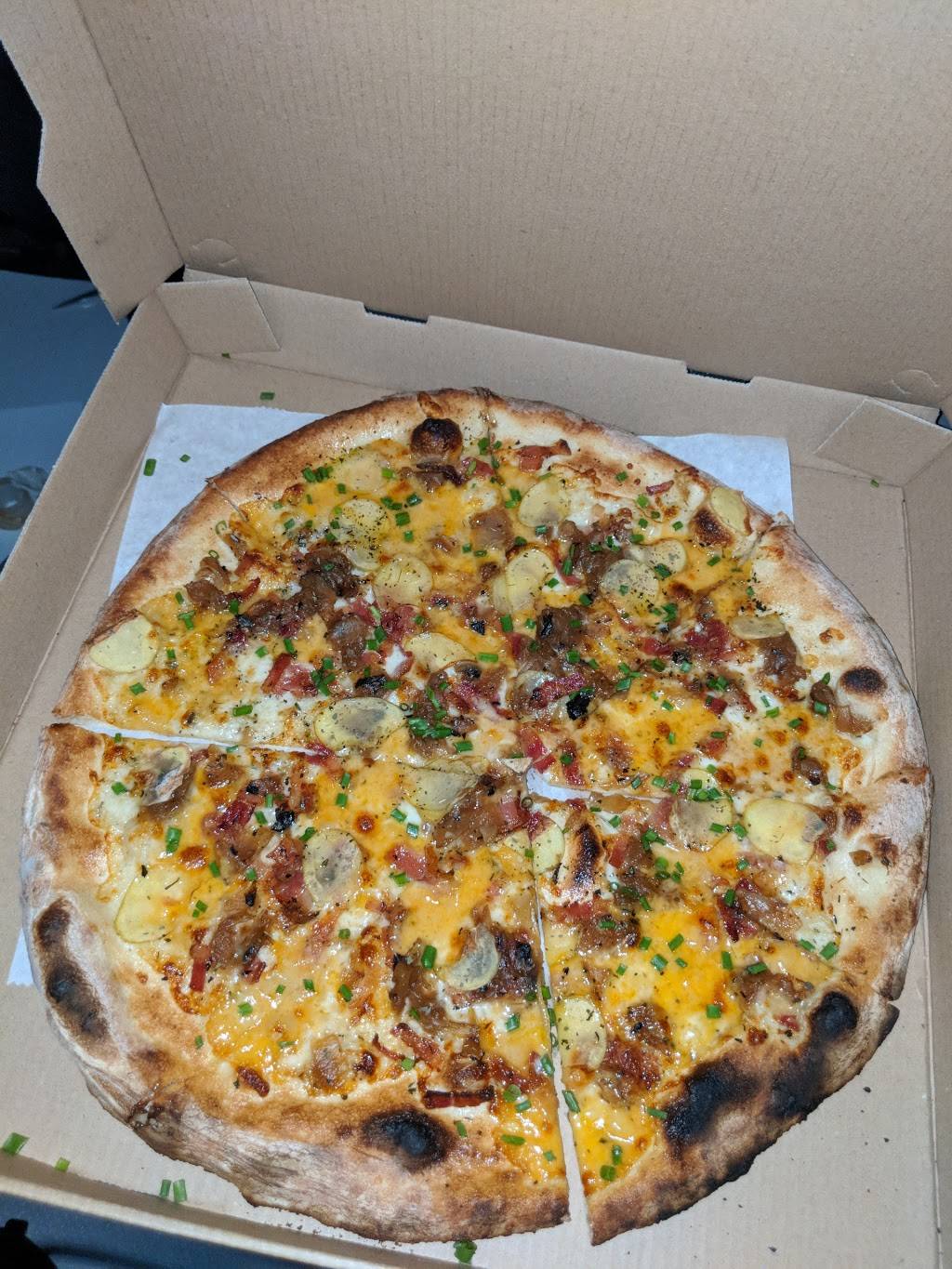 Pizza Box | meal takeaway | 923 Central Ave, St. Petersburg, FL 33705, USA | 7276230444 OR +1 727-623-0444