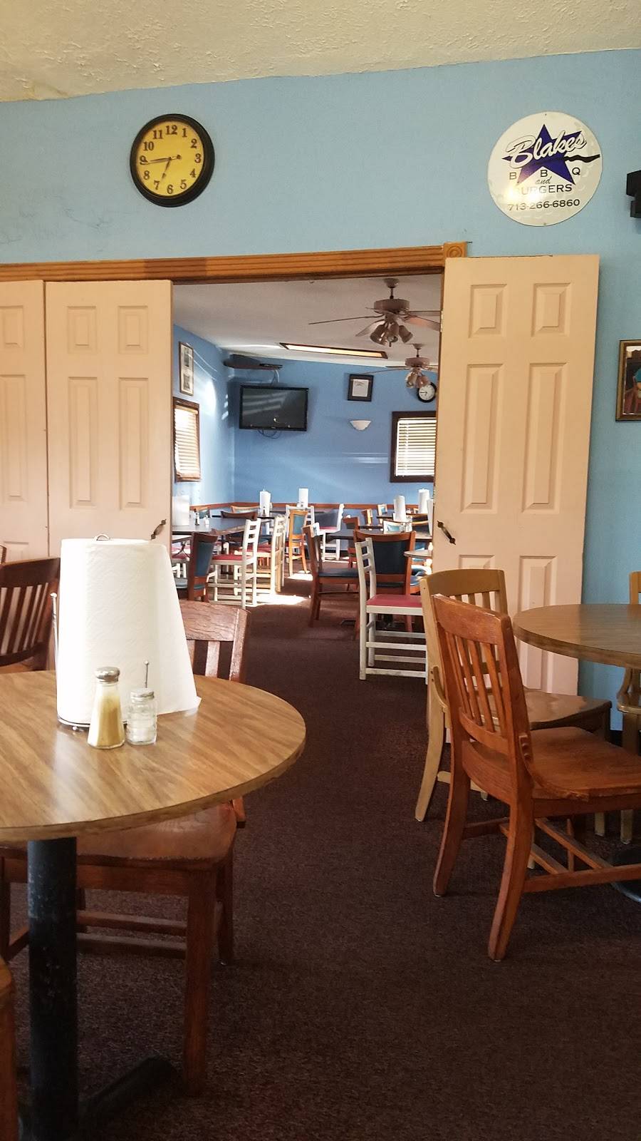 Blakes BBQ & Burgers Blake | restaurant | 2916 Jeanetta St, Houston, TX 77063, USA | 7132666860 OR +1 713-266-6860