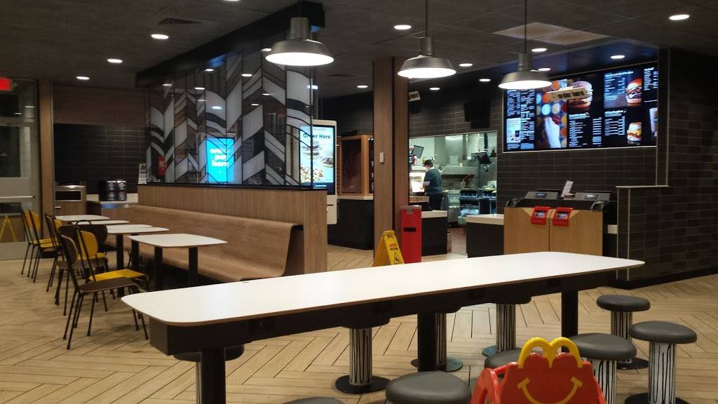McDonalds | cafe | 4501 Linden Ave, Dayton, OH 45432, USA | 9372567901 OR +1 937-256-7901