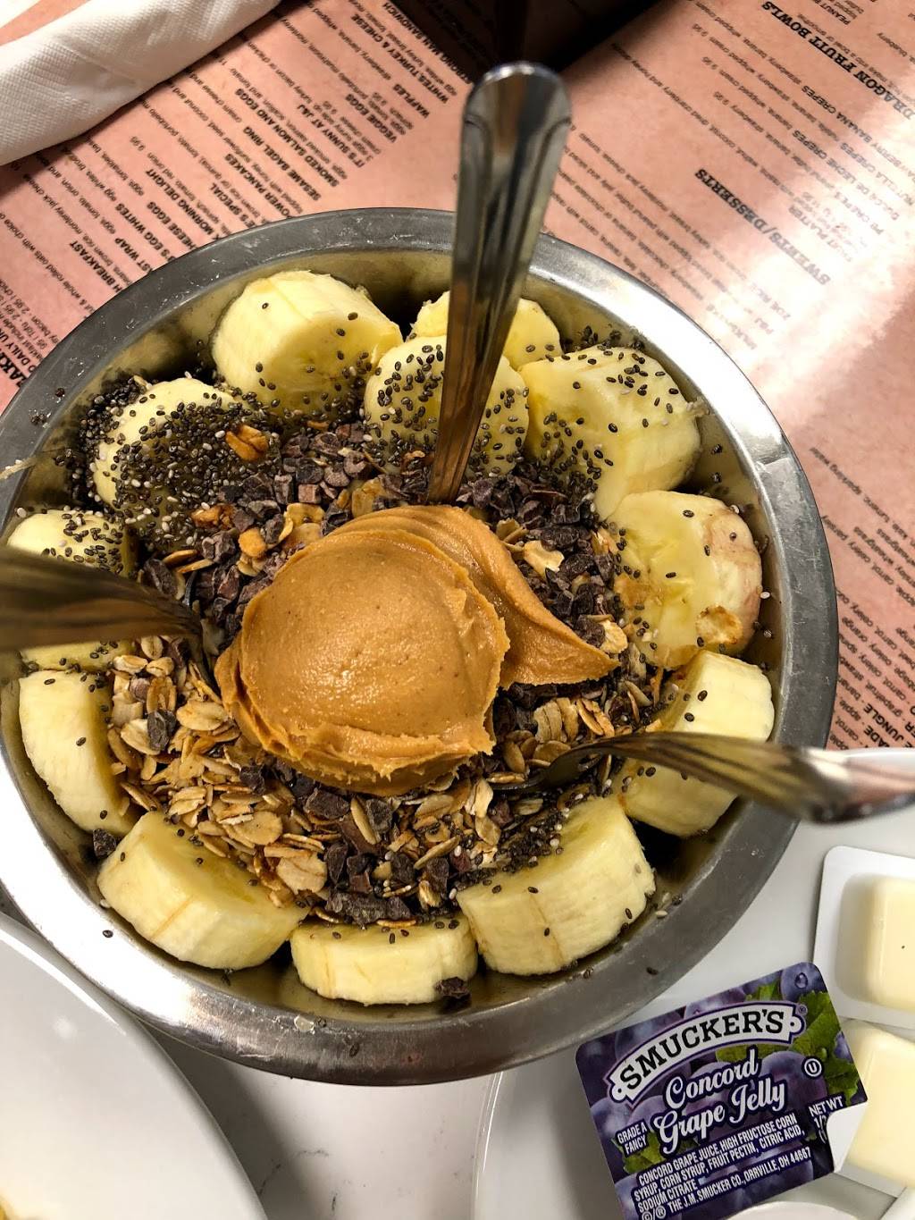 J&J Fresh Kitchen | restaurant | 21316 St Andrews Blvd, Boca Raton, FL 33433, USA | 5618522230 OR +1 561-852-2230