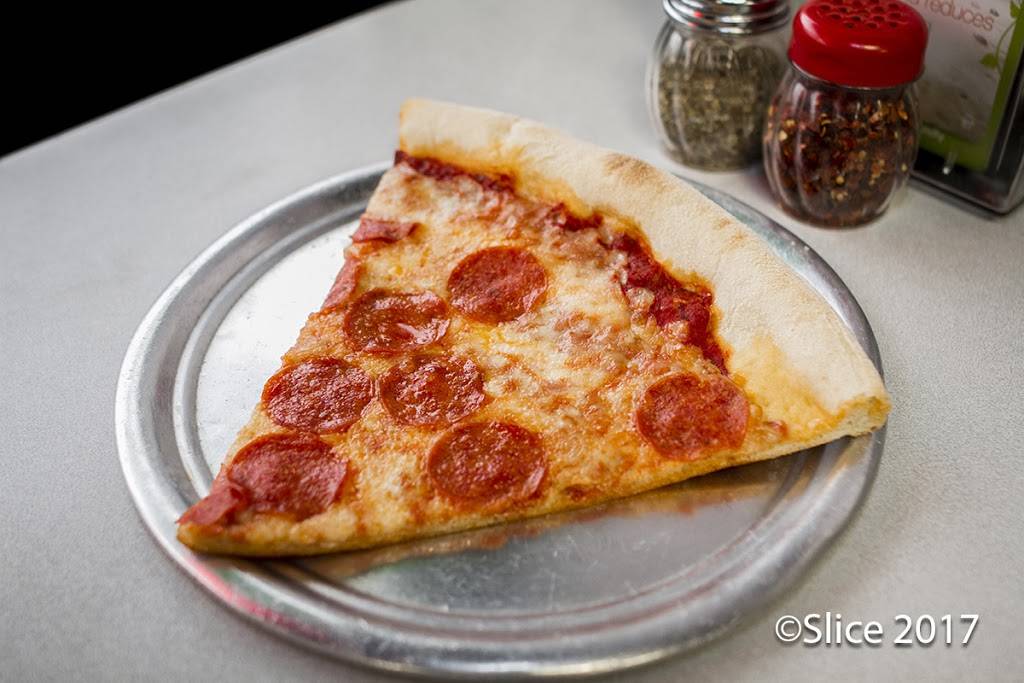 T Js Pizza | restaurant | 709 Main St, Asbury Park, NJ 07712, USA | 7329881657 OR +1 732-988-1657