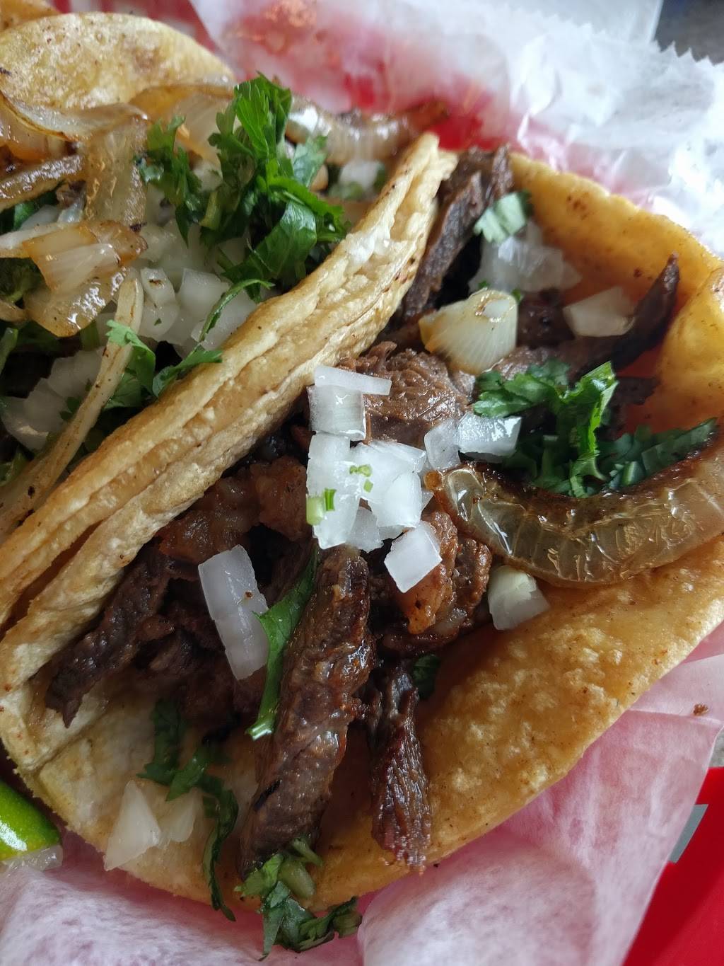 La Tiendita On Market | restaurant | 111 W Market St, New Albany, IN 47150, USA | 8126712612 OR +1 812-671-2612