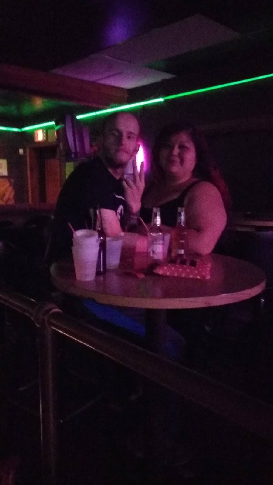 Meteor Bar & Grille | restaurant | 1714 S, Wayne St, Auburn, IN 46706, USA | 2609256226 OR +1 260-925-6226