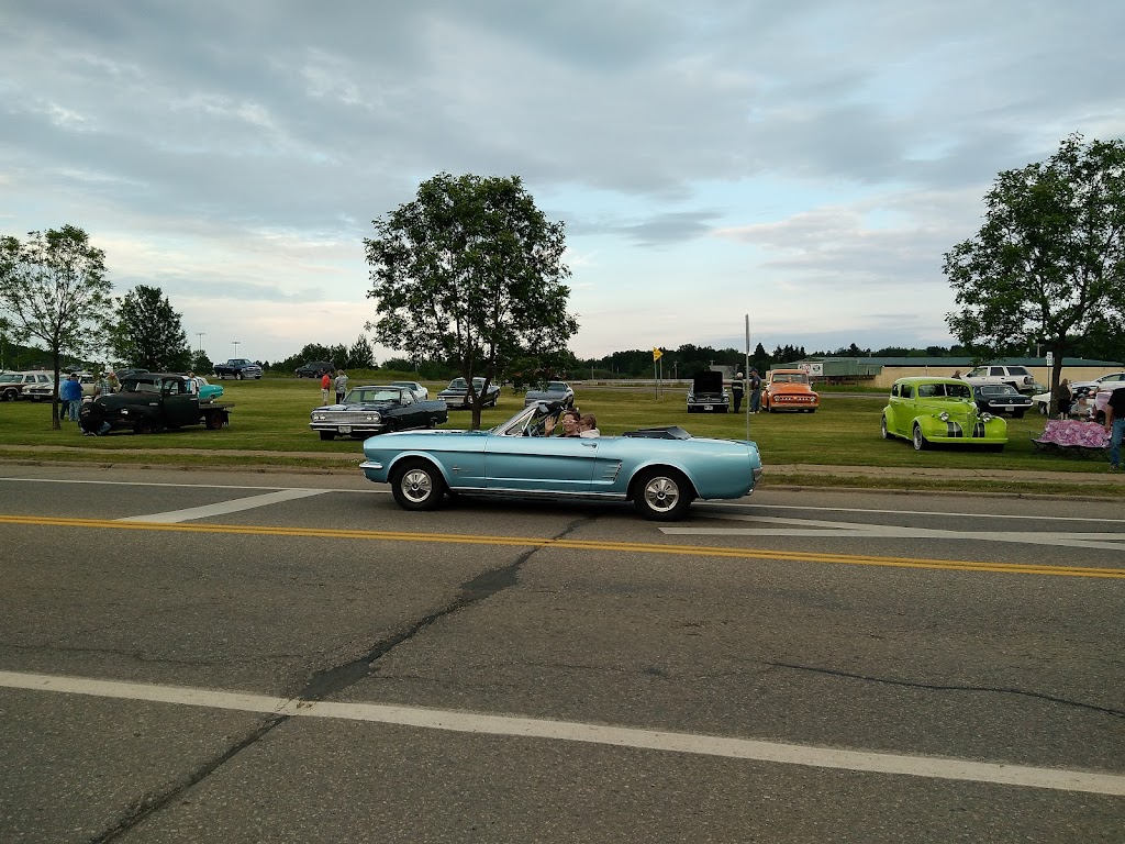 A&W Restaurant | restaurant | 103 Main St S, Aurora, MN 55705, USA | 2182292240 OR +1 218-229-2240