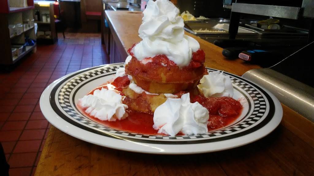 Royal Waffle King | restaurant | 1200 N, US-25E Scenic, Middlesboro, KY 40965, USA | 6062485003 OR +1 606-248-5003