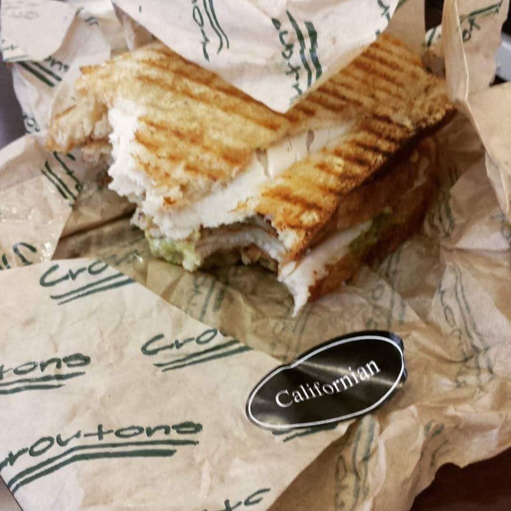 Croutons | restaurant | 9254 Scranton Rd, San Diego, CA 92121, USA | 8586389500 OR +1 858-638-9500