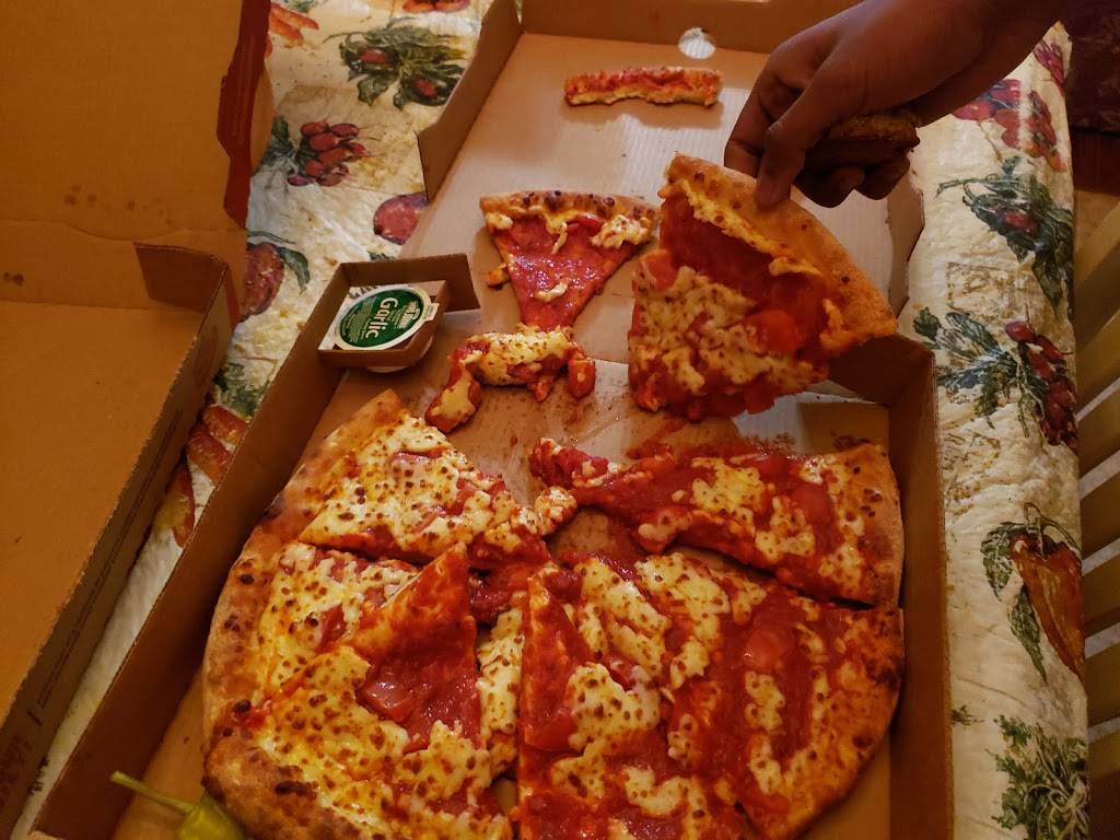 Papa Johns Pizza | restaurant | 9222 W, FM734 Suite D, Austin, TX 78717, USA | 5122497272 OR +1 512-249-7272