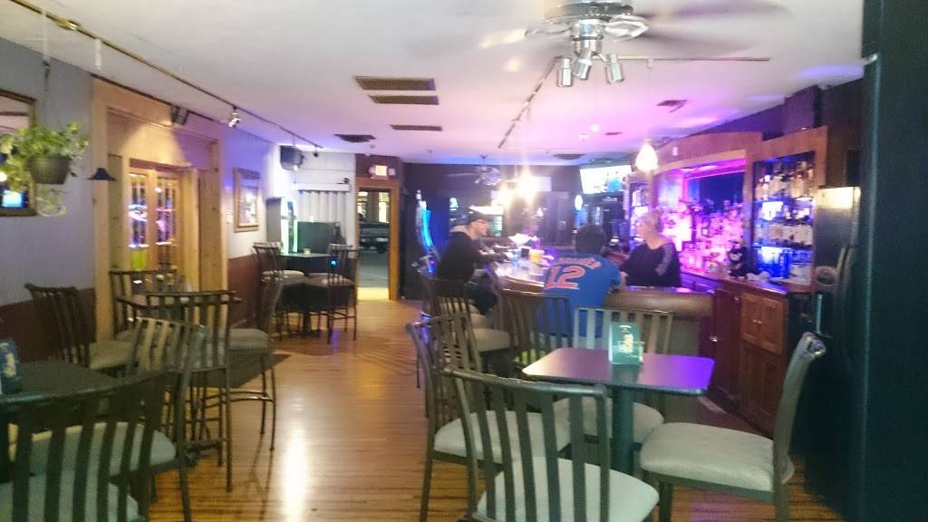 Good Spirits | restaurant | 314 S Main St, Farmer City, IL 61842, USA | 3099289797 OR +1 309-928-9797