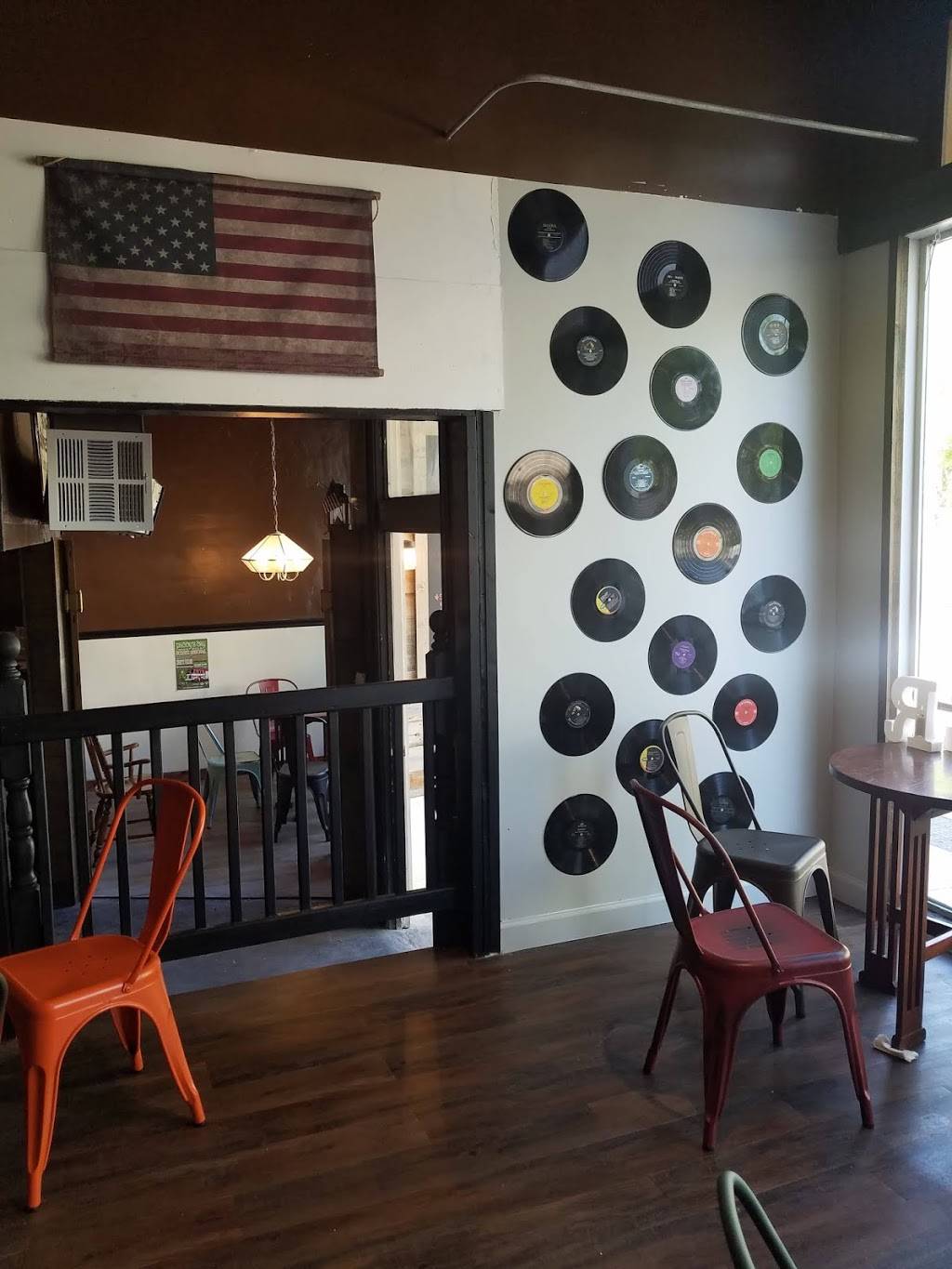 Throwbacks Sanford | restaurant | 418 Sanford Ave, Sanford, FL 32771, USA | 4079423126 OR +1 407-942-3126