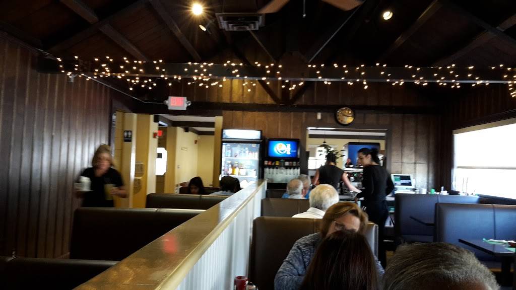 Duffys Diner | restaurant | 8 Knipe Rd, Haverhill, MA 01835, USA | 9788913656 OR +1 978-891-3656