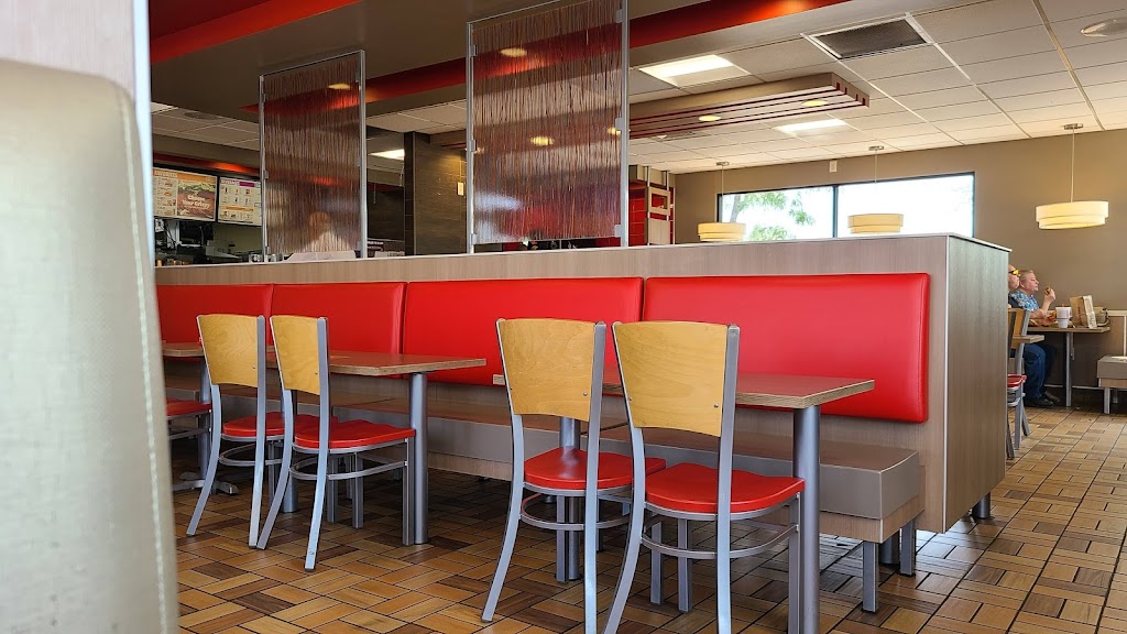 Burger King | restaurant | 415 AZ-90, Sierra Vista, AZ 85635, USA | 5204586317 OR +1 520-458-6317