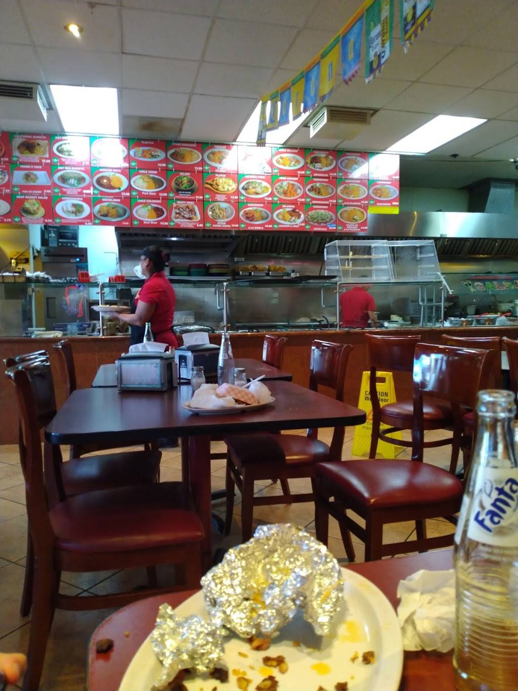 Woodside Central | shopping mall | 2501-2545 El Camino Real, Redwood City, CA 94061, USA | 9252791800 OR +1 925-279-1800