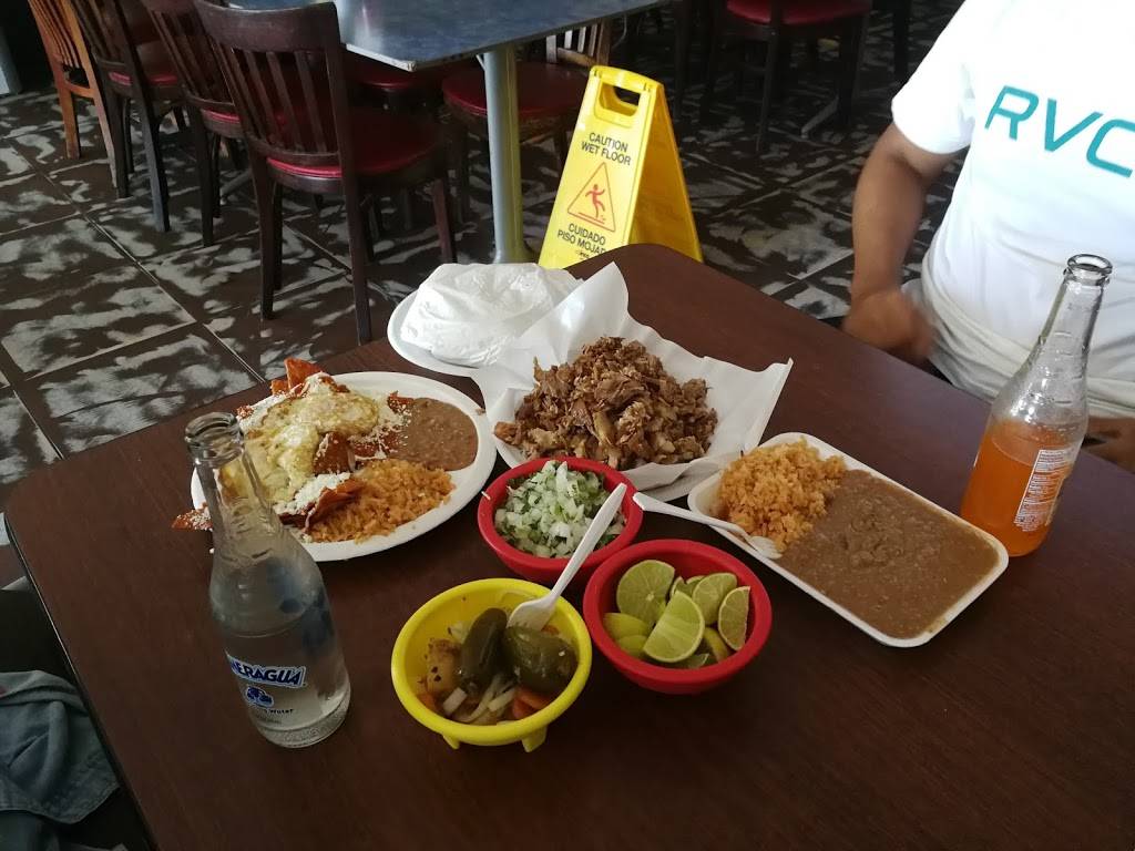 Carnitas Las Michoacanas | restaurant | 6513 University Ave, San Diego, CA 92115, USA | 6192299574 OR +1 619-229-9574
