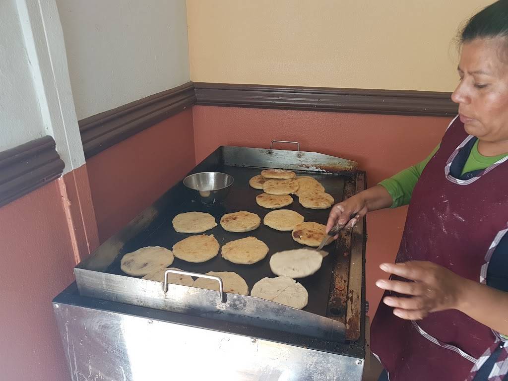 Pupusas Salvadorenas | restaurant | 1347-1399 E Schinner St, Compton, CA 90221, USA | 5624157936 OR +1 562-415-7936