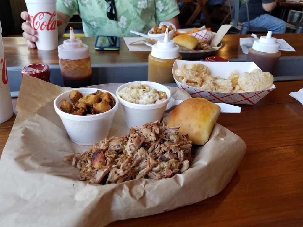 The Smokin Pig - Easley | restaurant | 701 S Pendleton St, Easley, SC 29640, USA | 8644425074 OR +1 864-442-5074