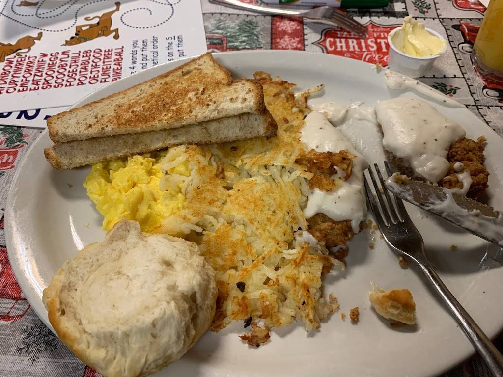 Grandmas Cafe | restaurant | 9 Treasure Lake Rd, Branson, MO 65616, USA | 4173352300 OR +1 417-335-2300